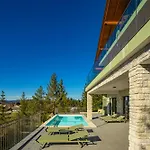 فيلة Stella - Wellness With A Swimming Pool, Hot Tub And Sauna رافنا غورا