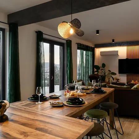 Villa Stella - Wellness With A Swimming Pool, Hot Tub And Sauna