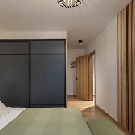 Villa Stella - Wellness With A Swimming Pool, Hot Tub And Sauna Ravna Gora