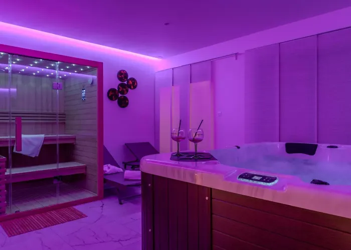 Villa Stella - Wellness With A Swimming Pool, Hot Tub And Sauna *